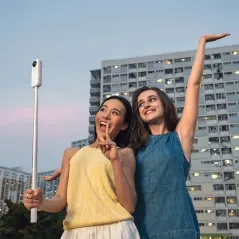 INSTA360 PERCHE À SELFIE STICK INVISIBLE 114cm Blanc