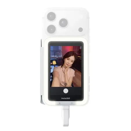 INSTA360 SNAP SELFIE SCREEN