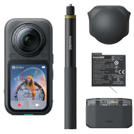 INSTA360 X6 ESSENTIALS BUNDLE MIDNIGHT NOIR